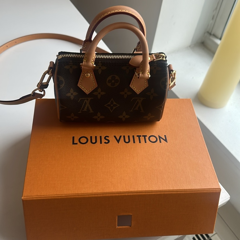 Authentic brand new Nano Speedy